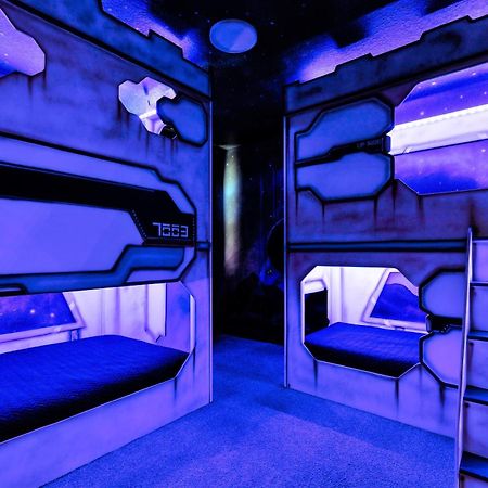 Epic Family Fun! Games & Theme Room, Pool - Encore Resort, Near Disney Орландо Екстериор снимка