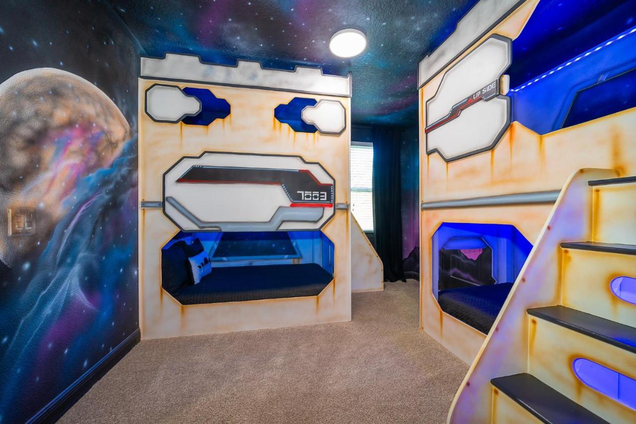 Epic Family Fun! Games & Theme Room, Pool - Encore Resort, Near Disney Орландо Екстериор снимка